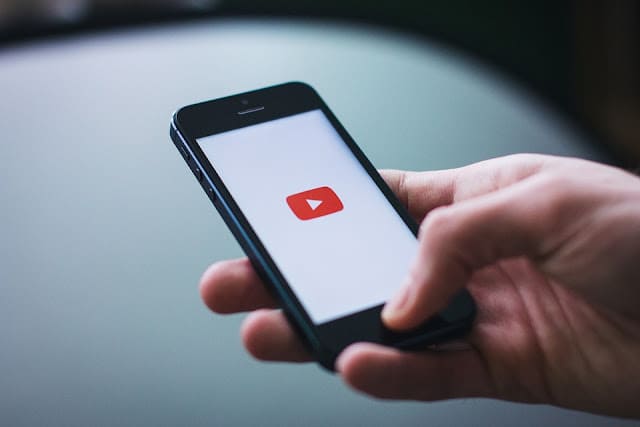 como borrar el historial de búsqueda de youtube